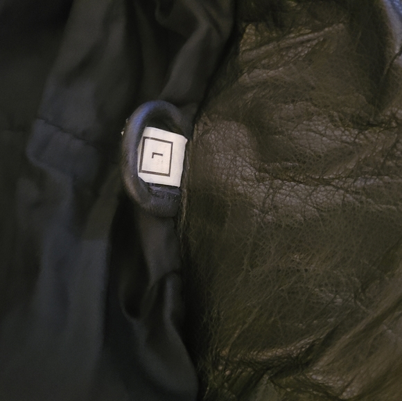 Leather jacket - Picture 6 of 6